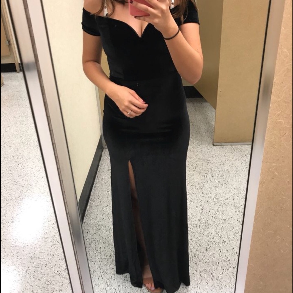 Black velvet dress